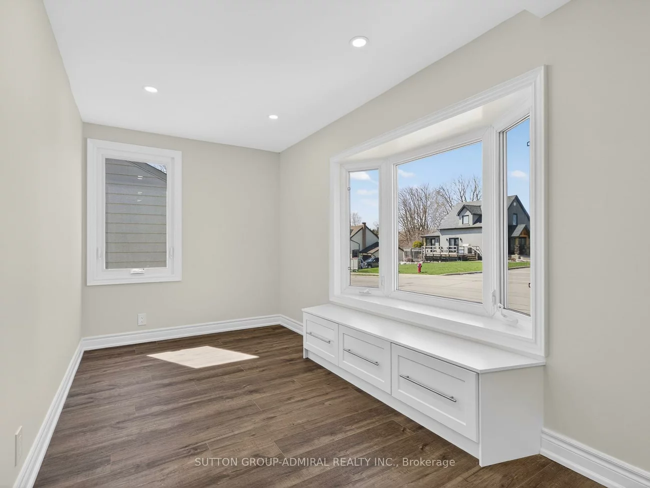 408, Andrew, Central Newmarket, Newmarket