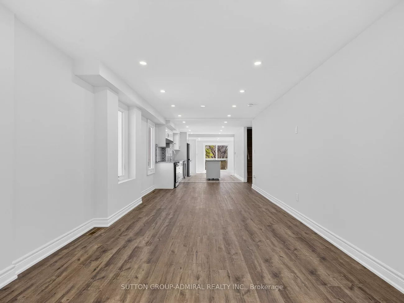 408, Andrew, Central Newmarket, Newmarket