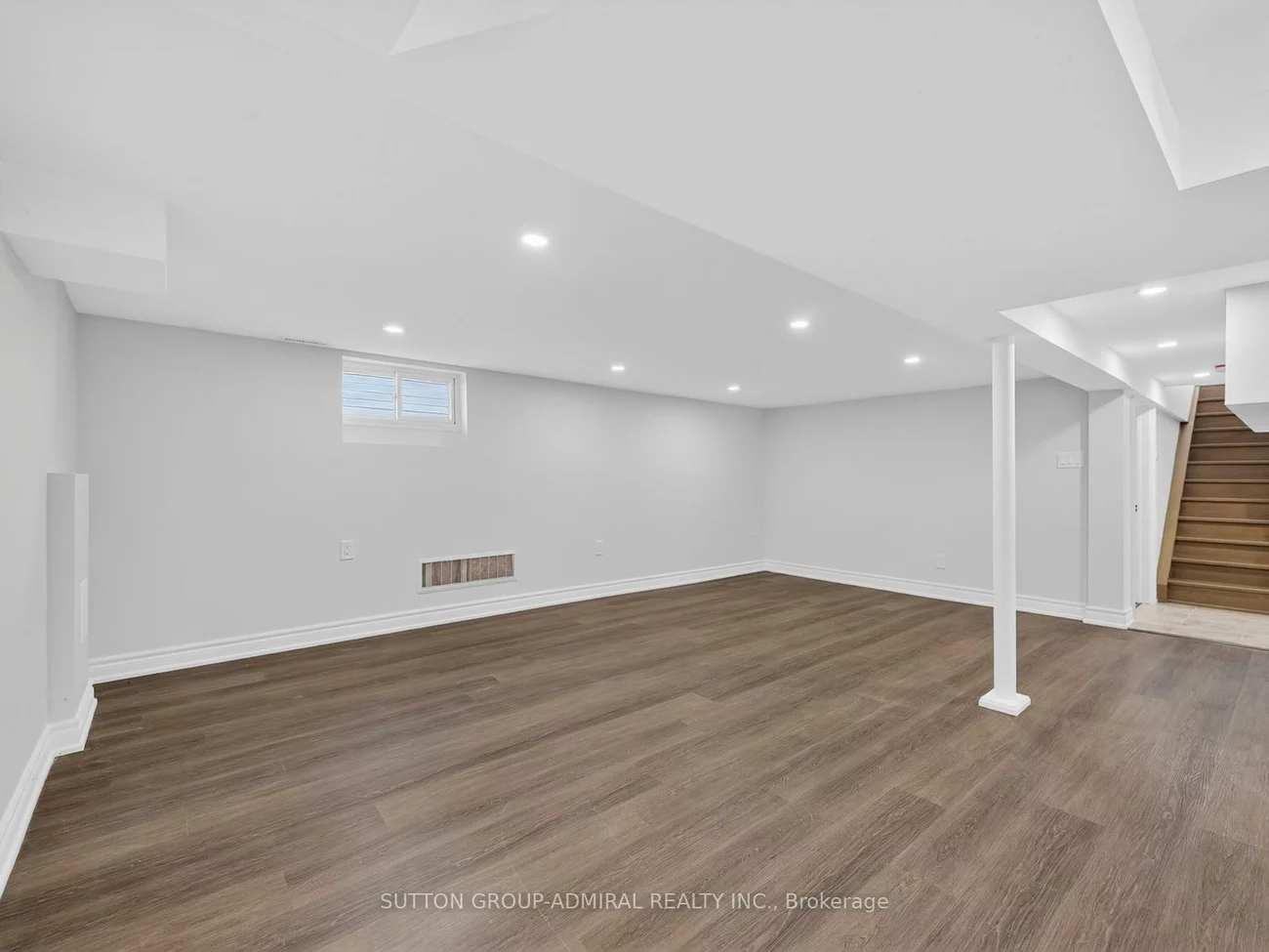 408, Andrew, Central Newmarket, Newmarket