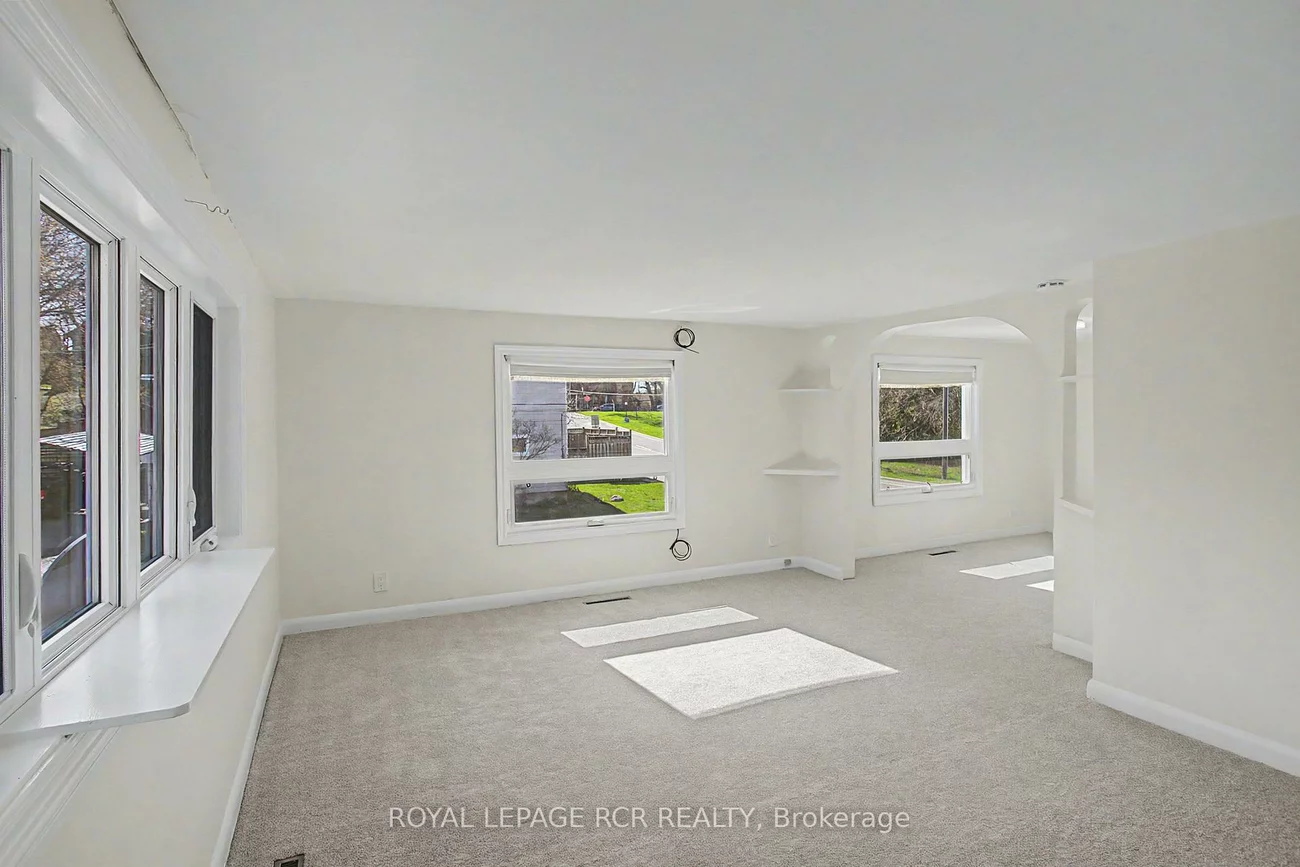 161, Charlotte, Gorham-College Manor, Newmarket