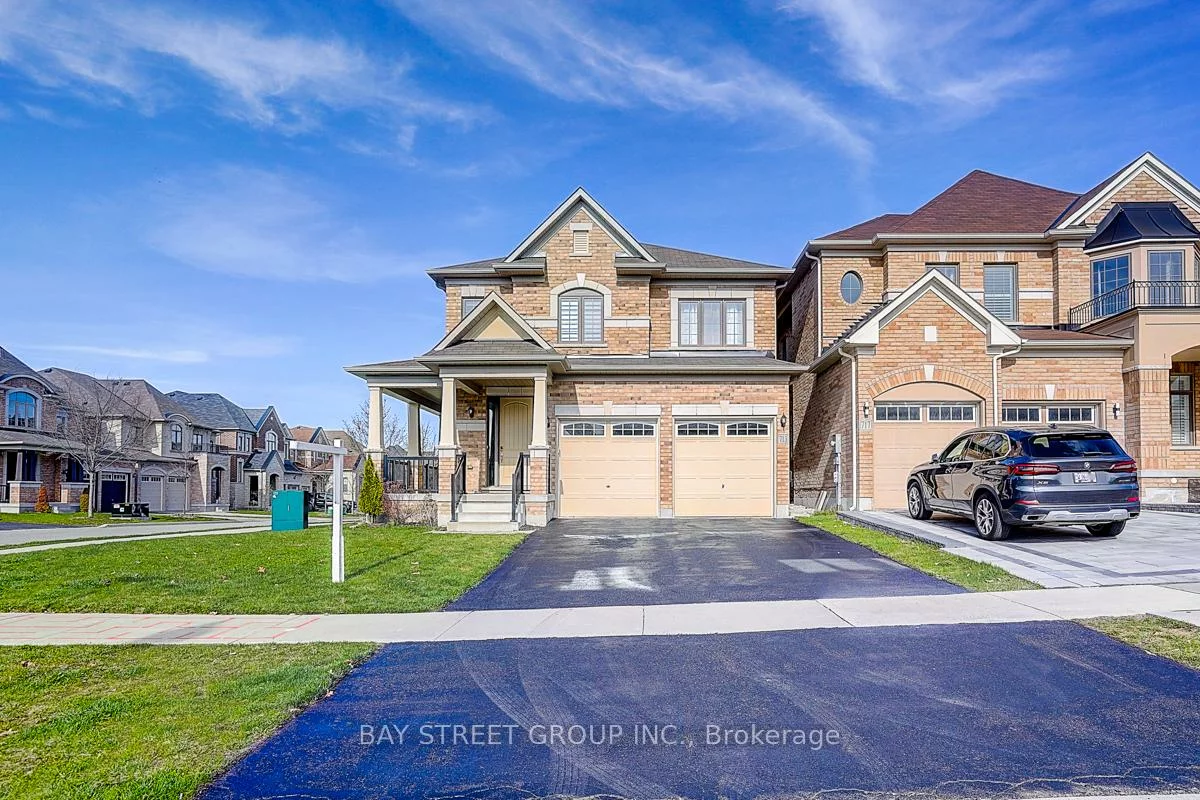 713, Dillman, Stonehaven-Wyndham, Newmarket