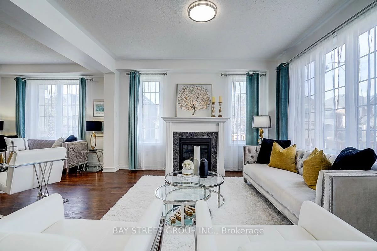 713, Dillman, Stonehaven-Wyndham, Newmarket