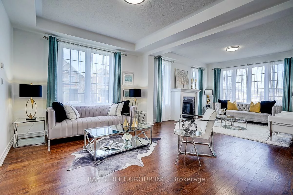 713, Dillman, Stonehaven-Wyndham, Newmarket