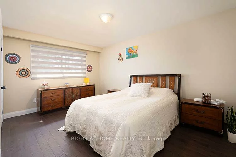 304, Roywood, Central Newmarket, Newmarket