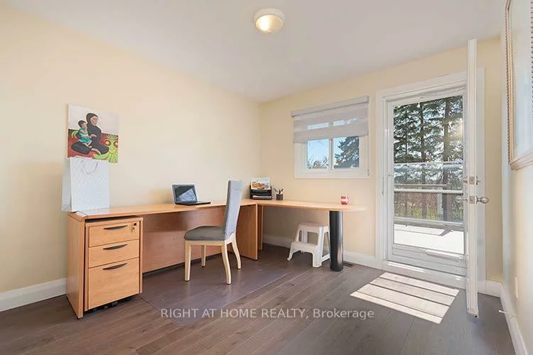 304, Roywood, Central Newmarket, Newmarket
