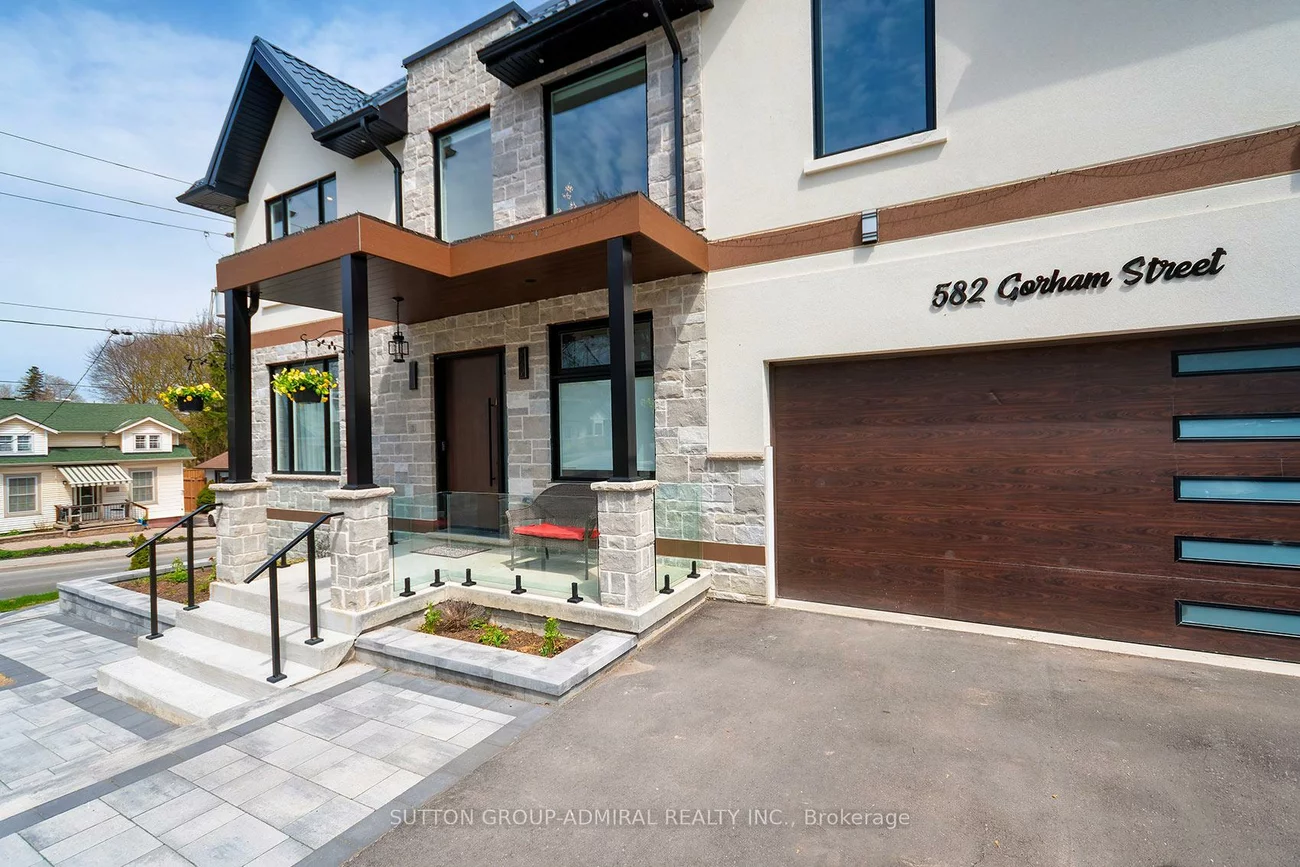 582, Gorham, Gorham-College Manor, Newmarket