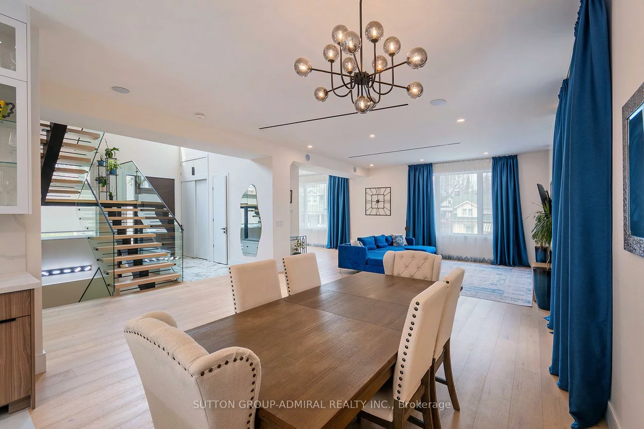 582, Gorham, Gorham-College Manor, Newmarket