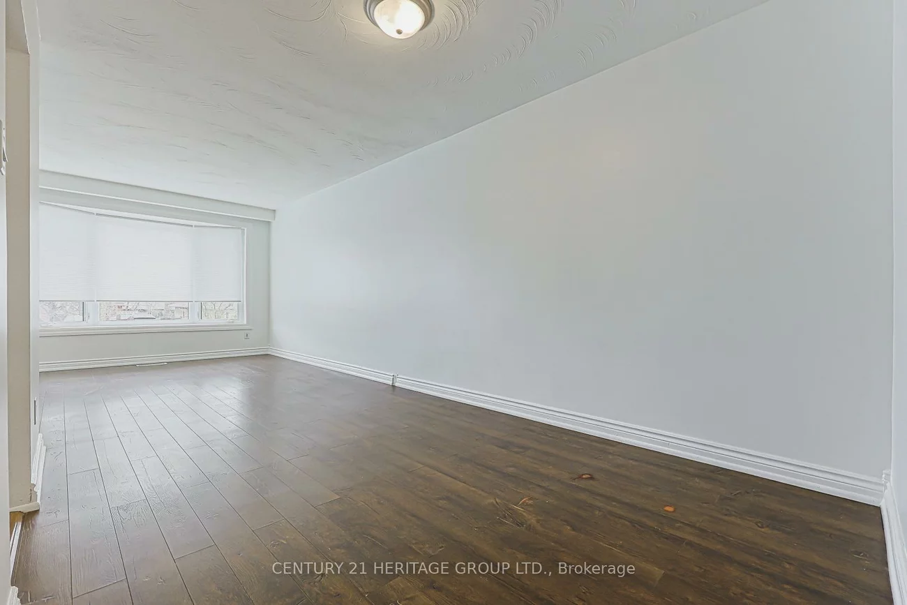 42, Lindsay, Bristol-London, Newmarket