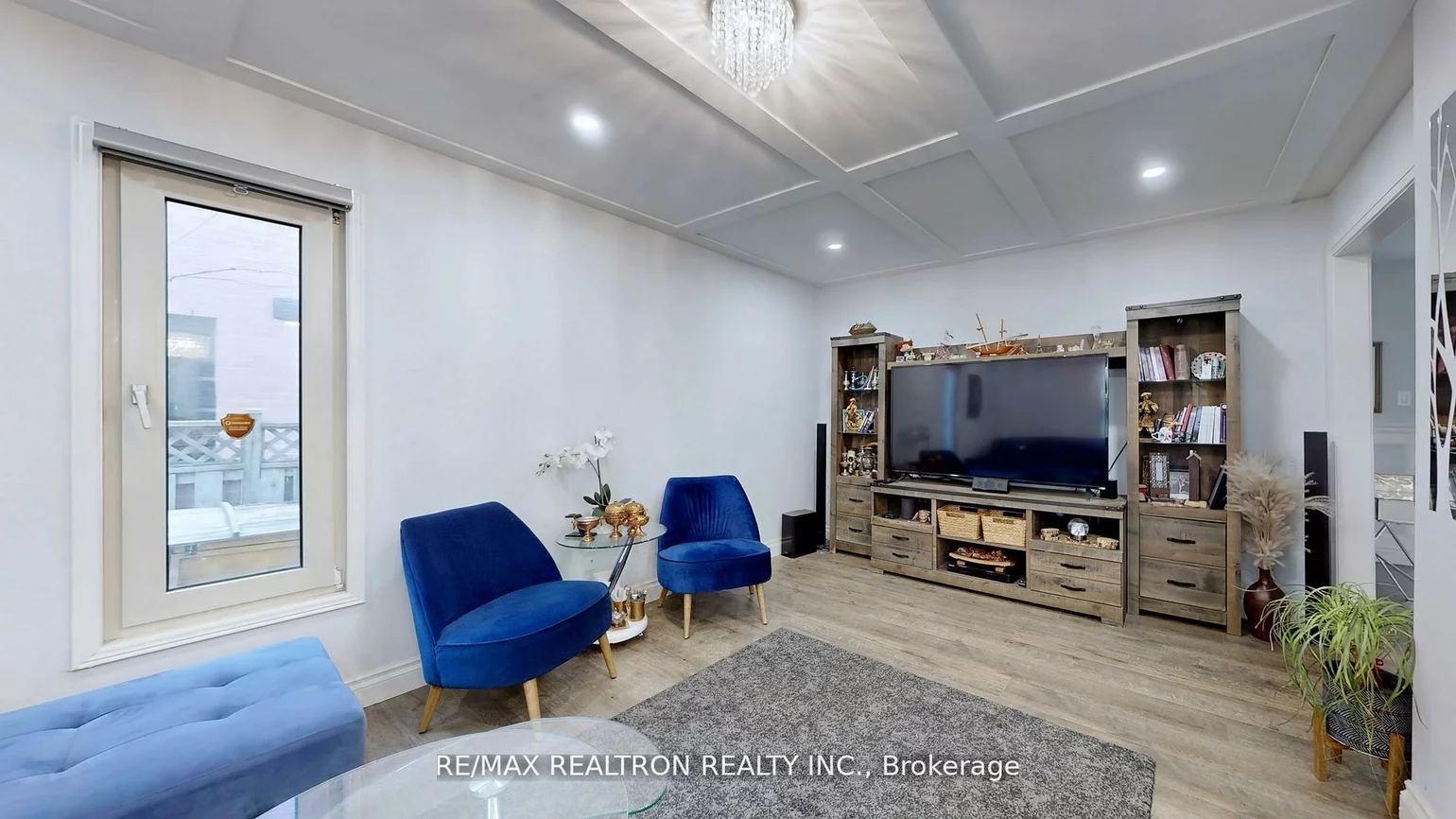 200, Mccaffrey, Glenway Estates, Newmarket