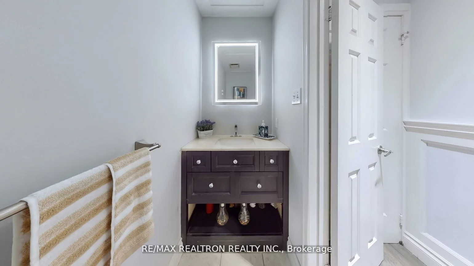 200, Mccaffrey, Glenway Estates, Newmarket