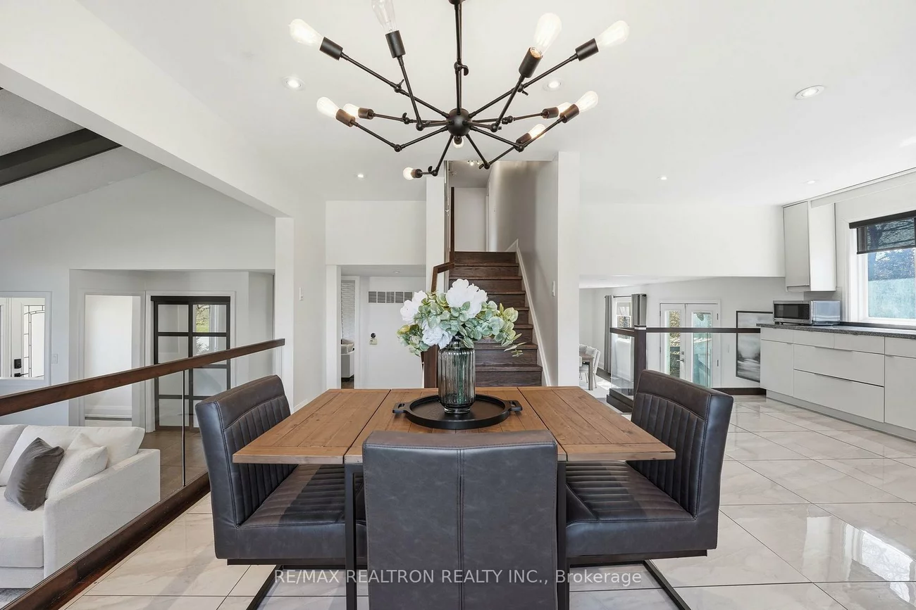 117, Cardinal, Bristol-London, Newmarket