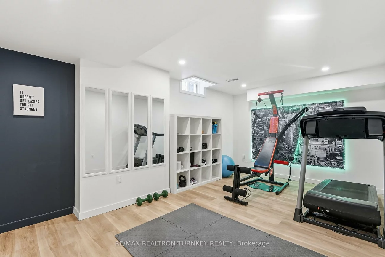 668, Foxcroft, Stonehaven-Wyndham, Newmarket