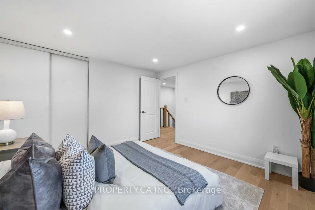 217, Hampton, Bristol-London, Newmarket