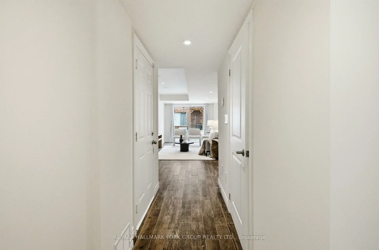 104, Gordon, Gorham-College Manor, Newmarket