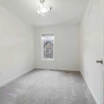 104, Gordon, Gorham-College Manor, Newmarket