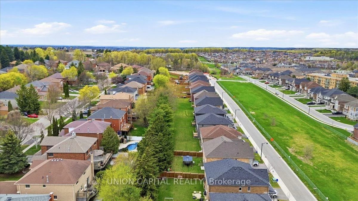 75, Bethpage, Glenway Estates, Newmarket