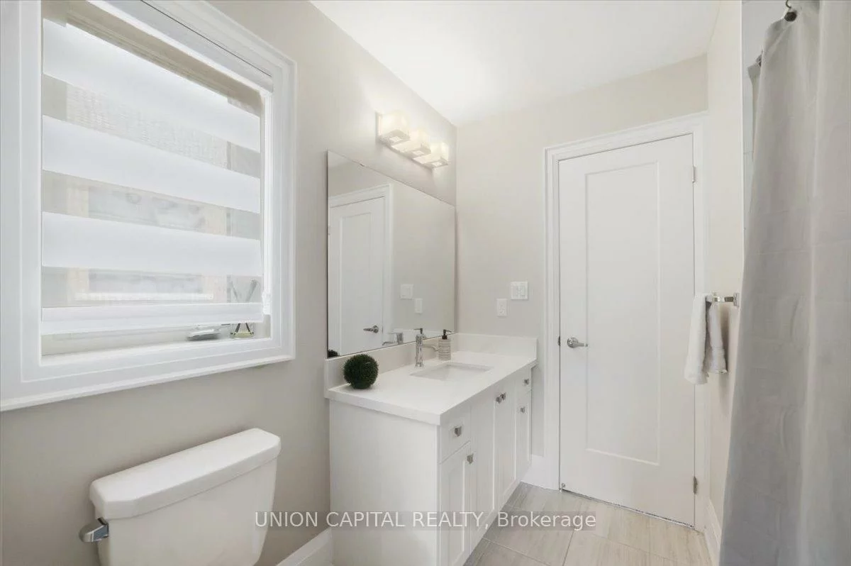 75, Bethpage, Glenway Estates, Newmarket