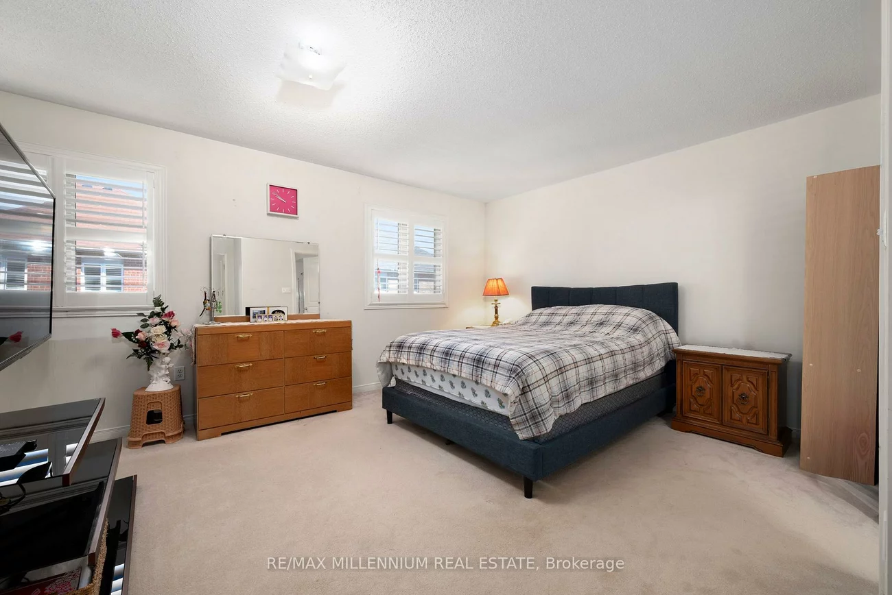 1211, Mccron, Stonehaven-Wyndham, Newmarket