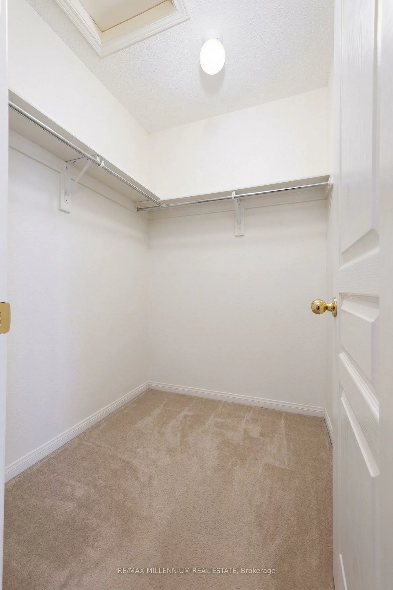1211, Mccron, Stonehaven-Wyndham, Newmarket