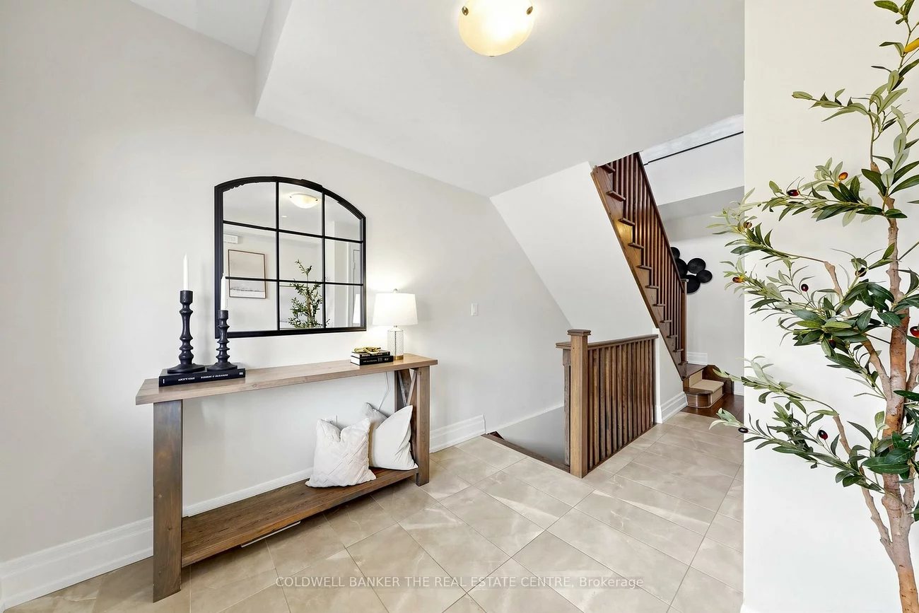 793, Prest, Woodland Hill, Newmarket