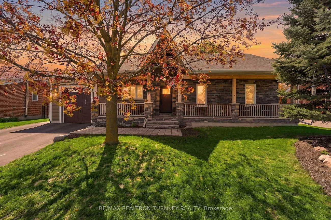 178, Parkview, Central Newmarket, Newmarket
