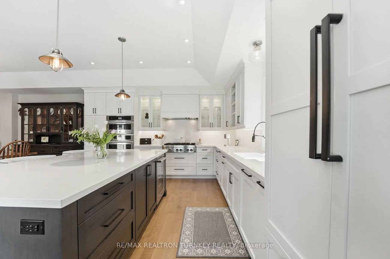 178, Parkview, Central Newmarket, Newmarket