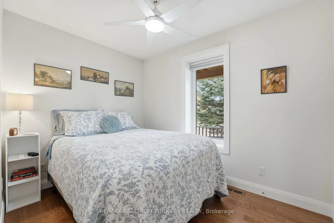 178, Parkview, Central Newmarket, Newmarket