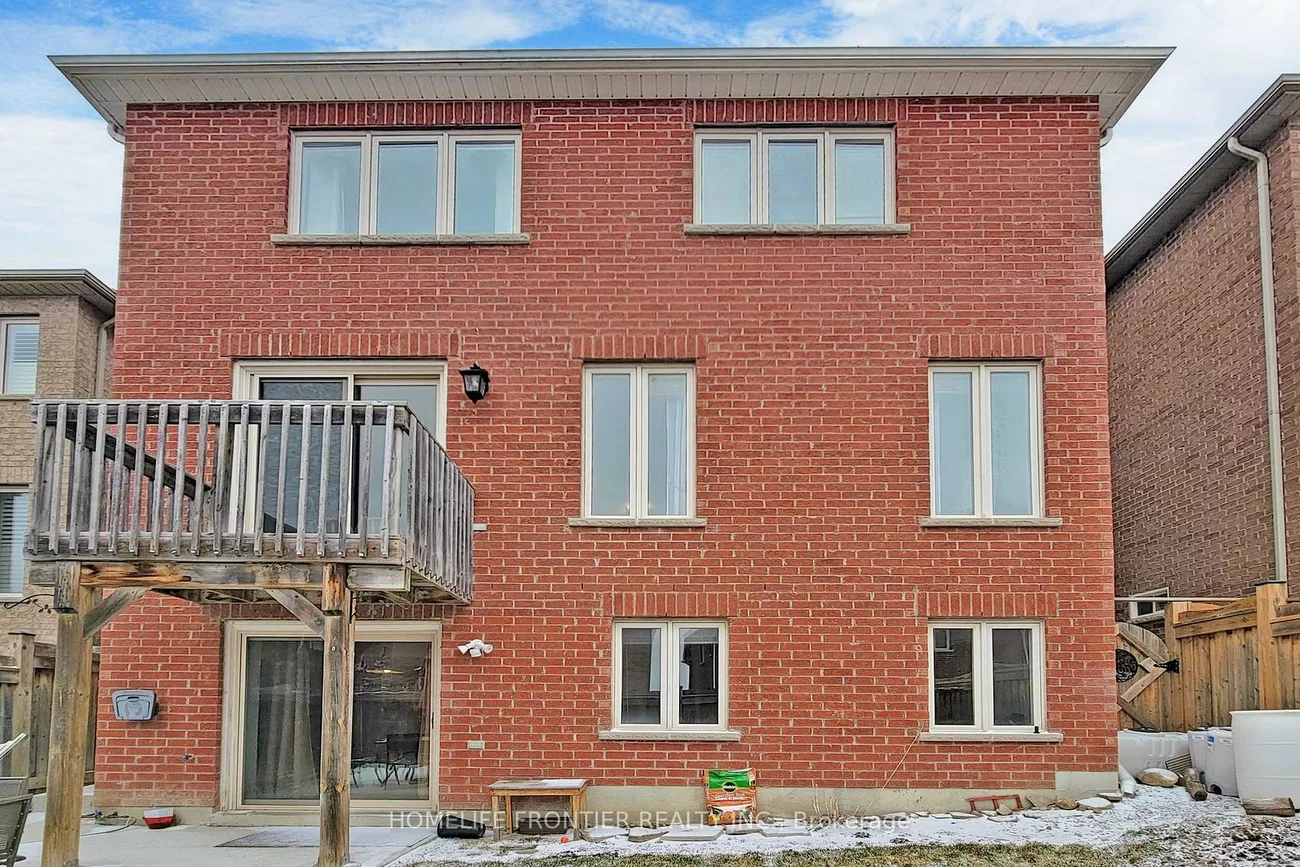 475, Kwapis, Woodland Hill, Newmarket