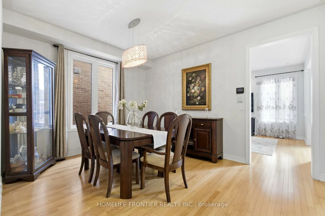 475, Kwapis, Woodland Hill, Newmarket