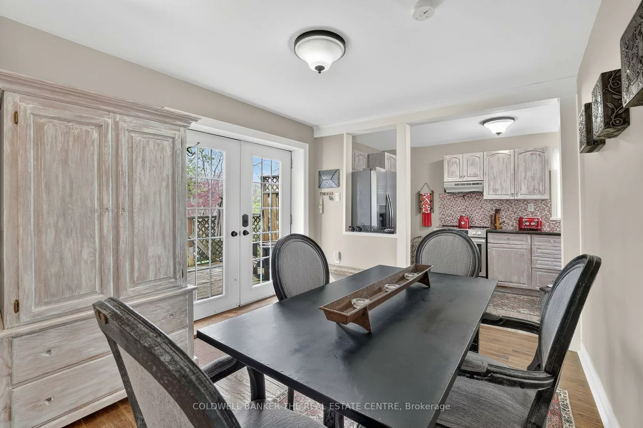 64, Niagara, Central Newmarket, Newmarket