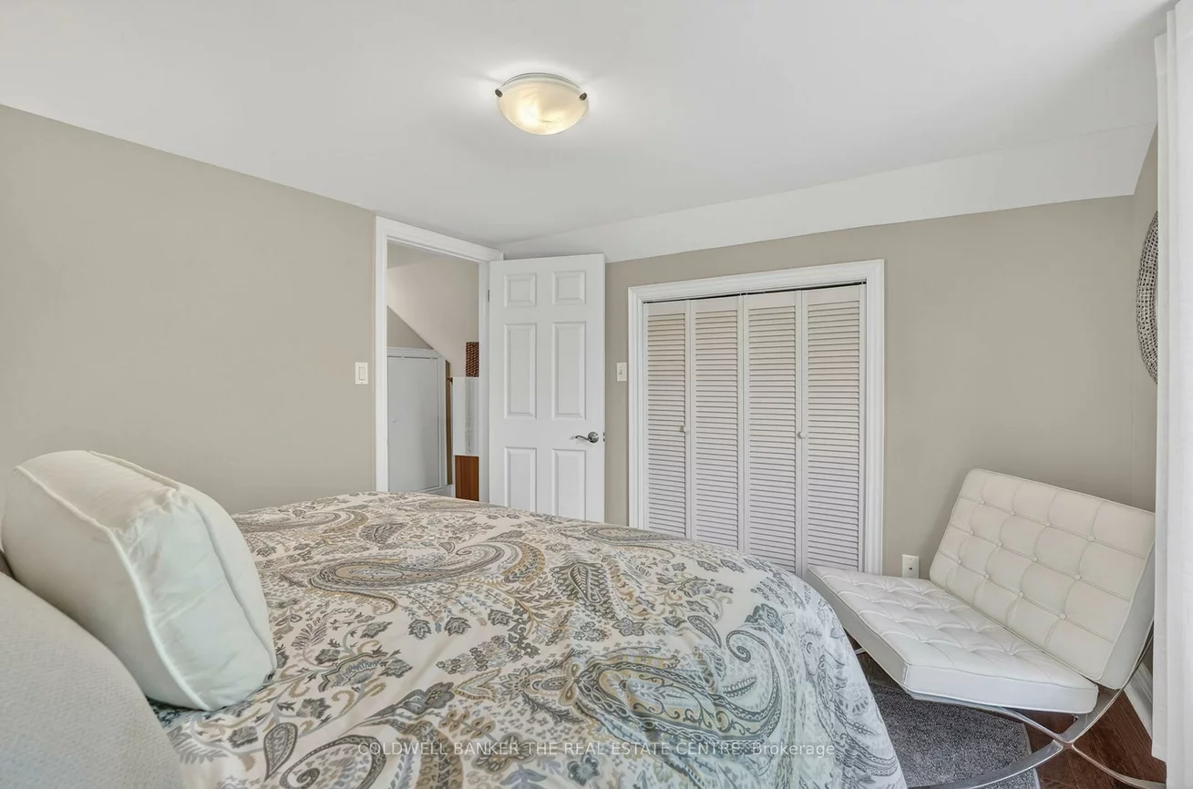 64, Niagara, Central Newmarket, Newmarket