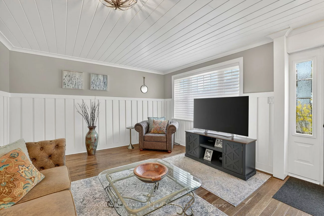 64, Niagara, Central Newmarket, Newmarket