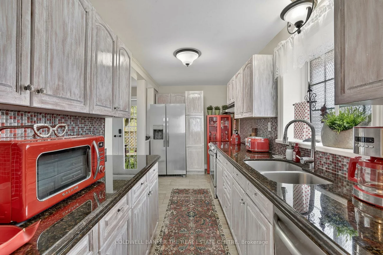 64, Niagara, Central Newmarket, Newmarket
