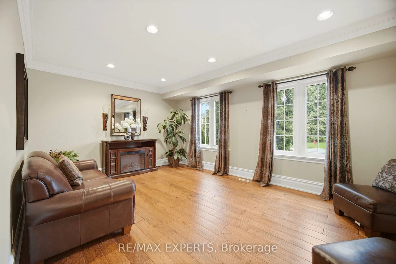 904, Damascus, Stonehaven-Wyndham, Newmarket