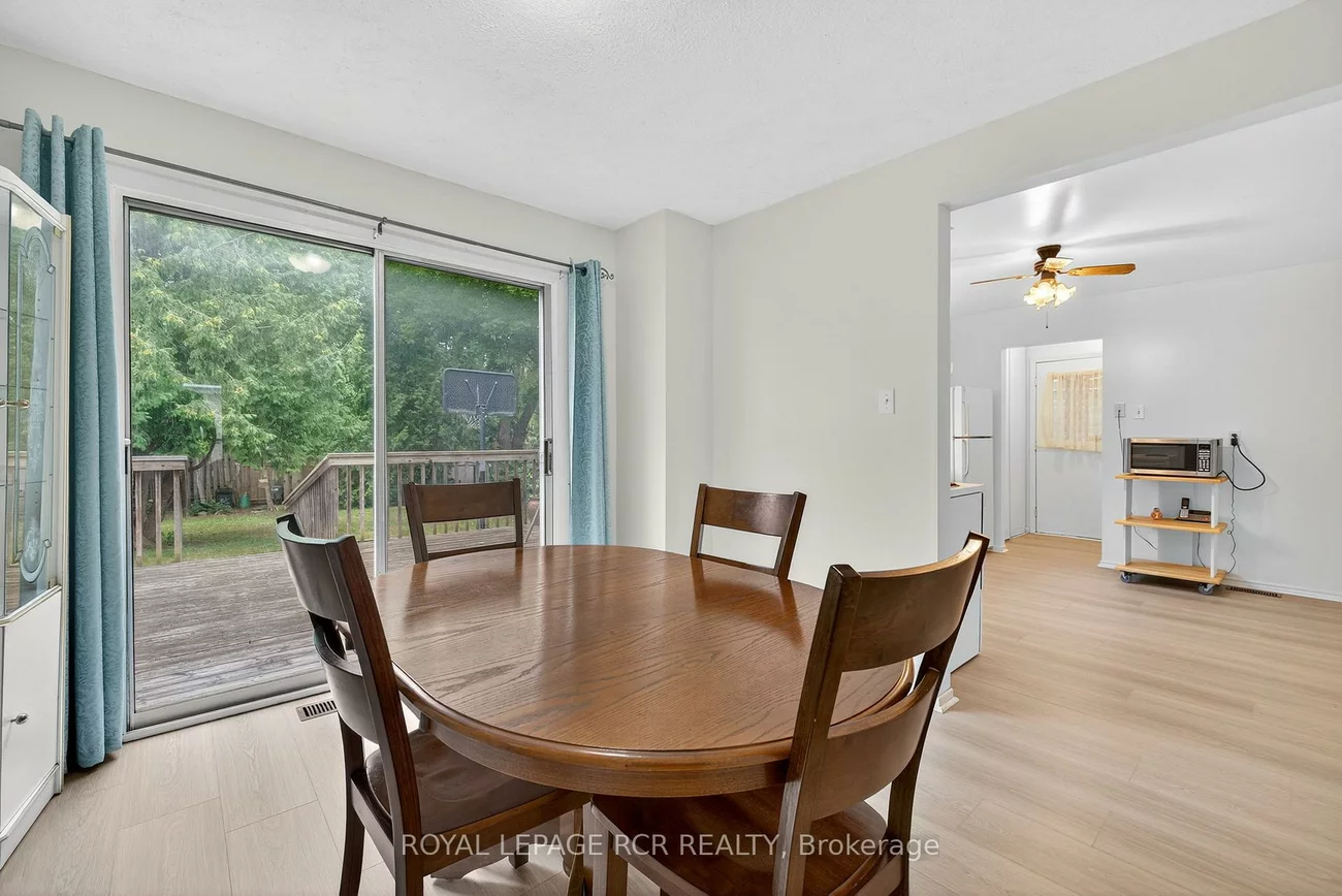 856, Magnolia, Huron Heights-Leslie Valley, Newmarket