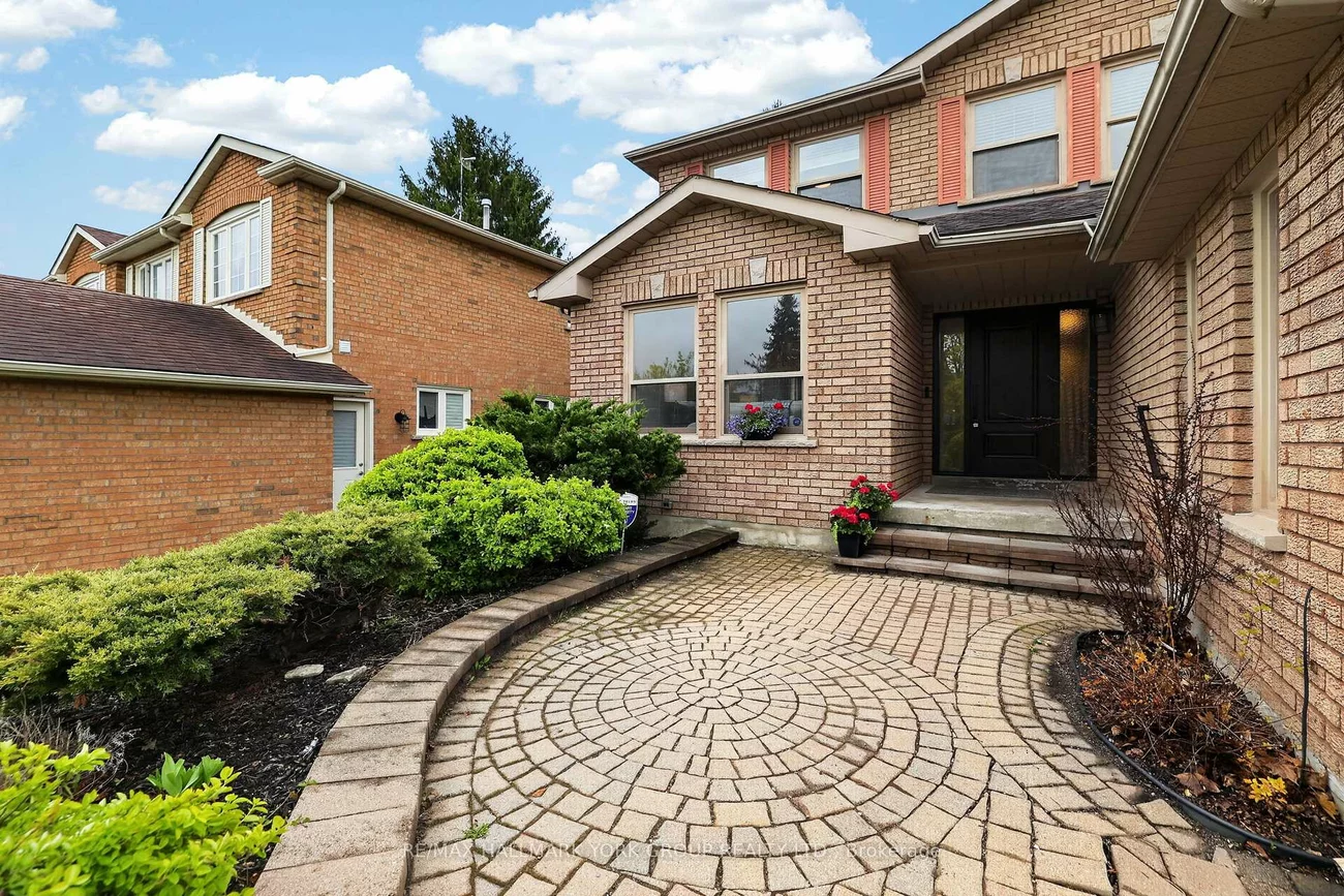 136, Nelson, Armitage, Newmarket