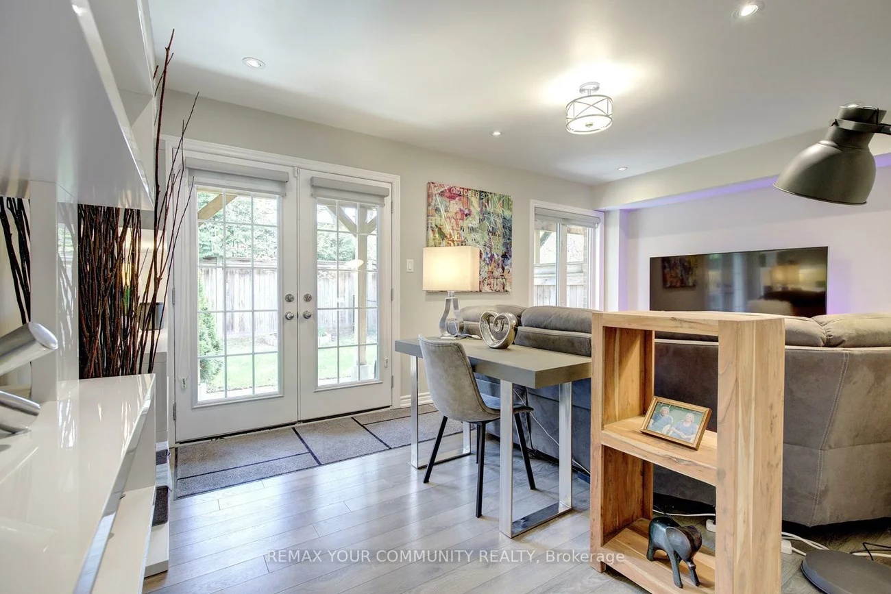 231, Appleton, Central Newmarket, Newmarket