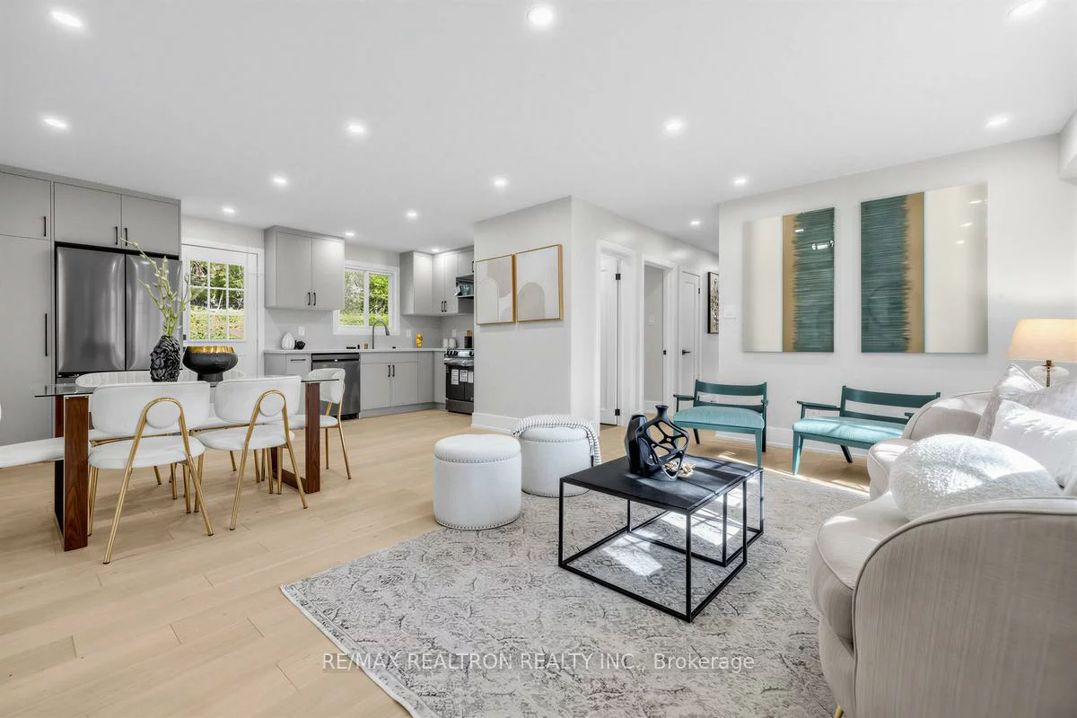 176, Charlotte, Gorham-College Manor, Newmarket