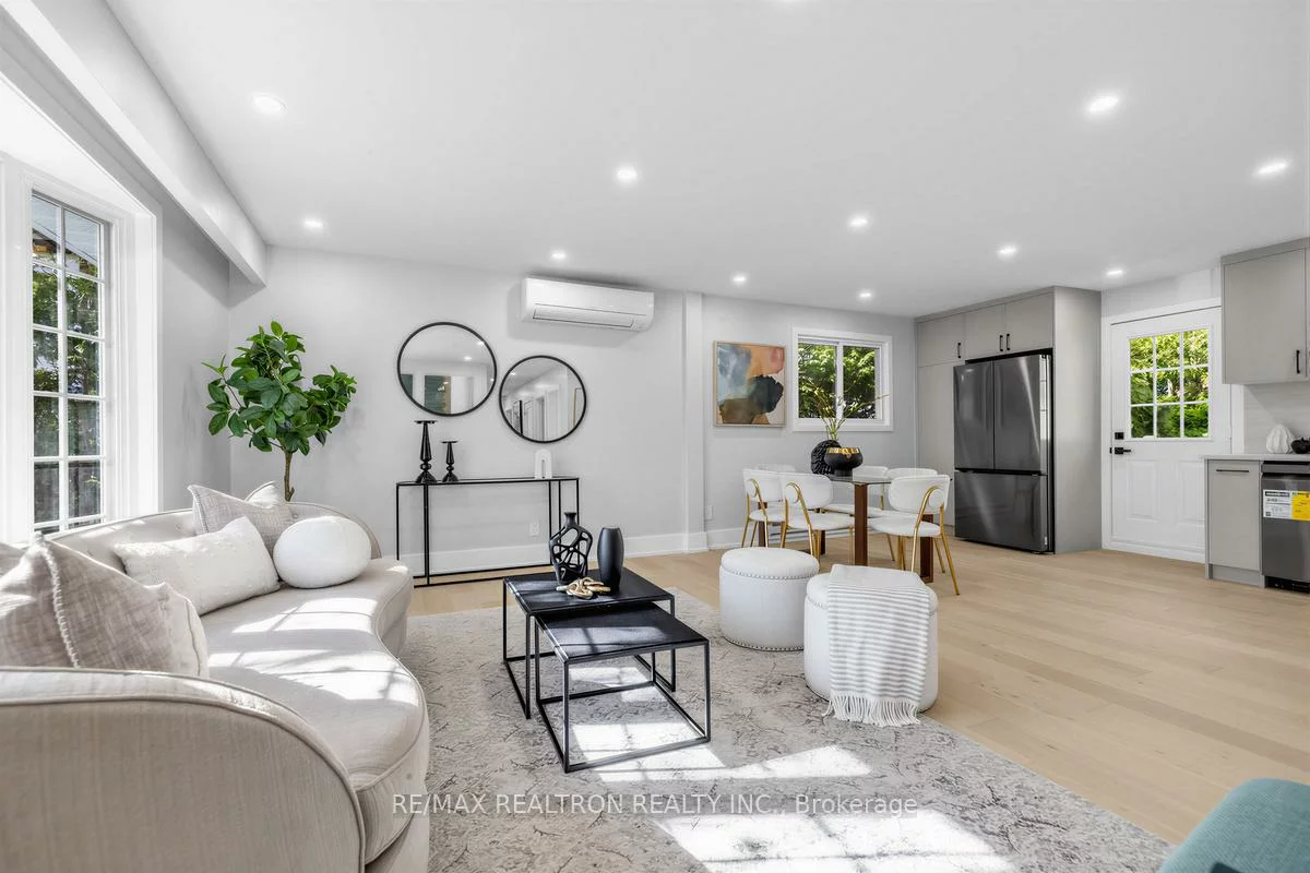 176, Charlotte, Gorham-College Manor, Newmarket