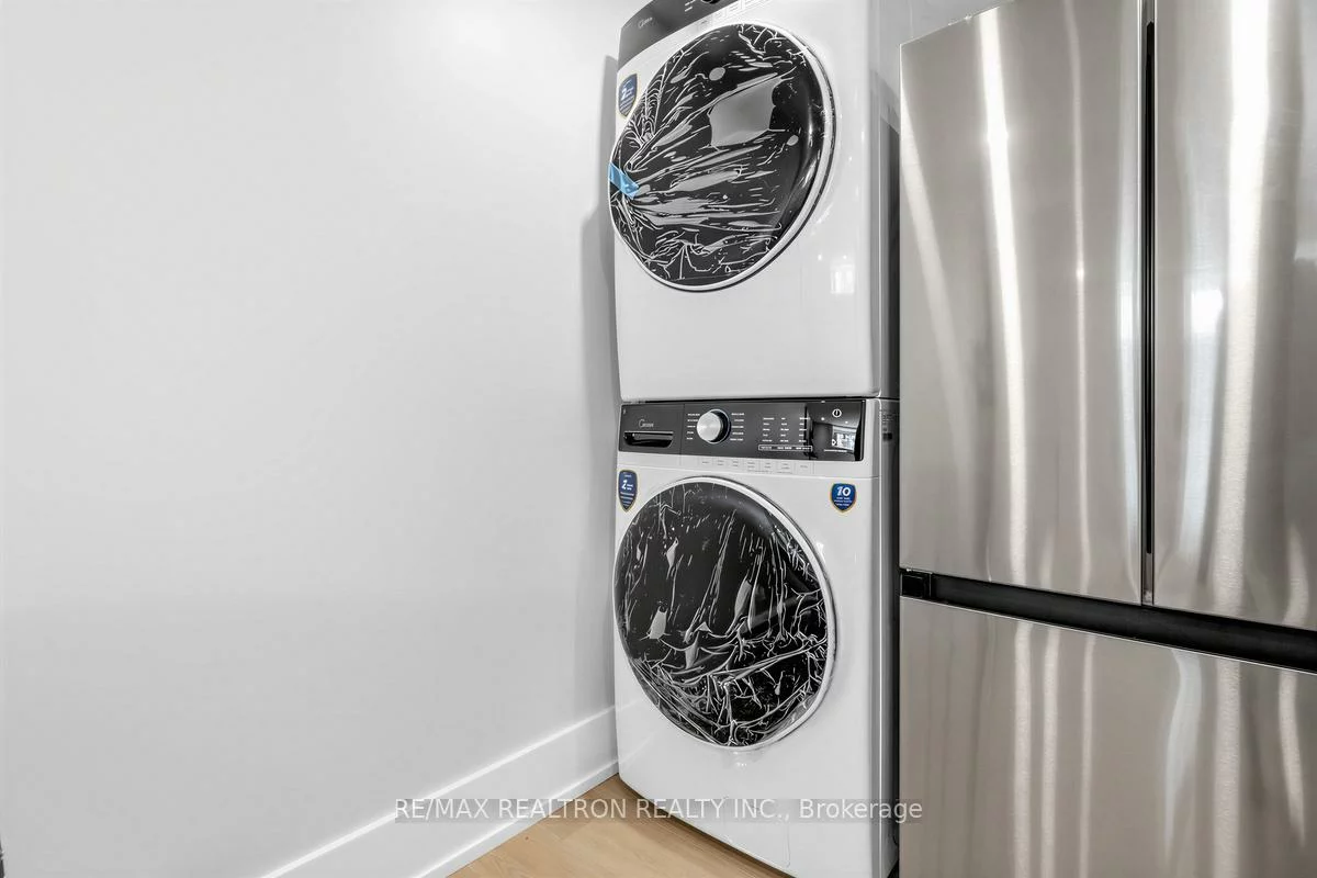 176, Charlotte, Gorham-College Manor, Newmarket