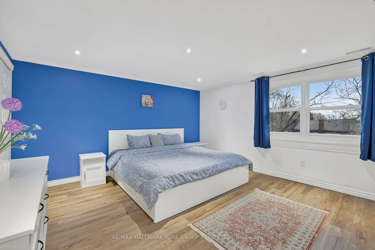459, Sandford, Central Newmarket, Newmarket