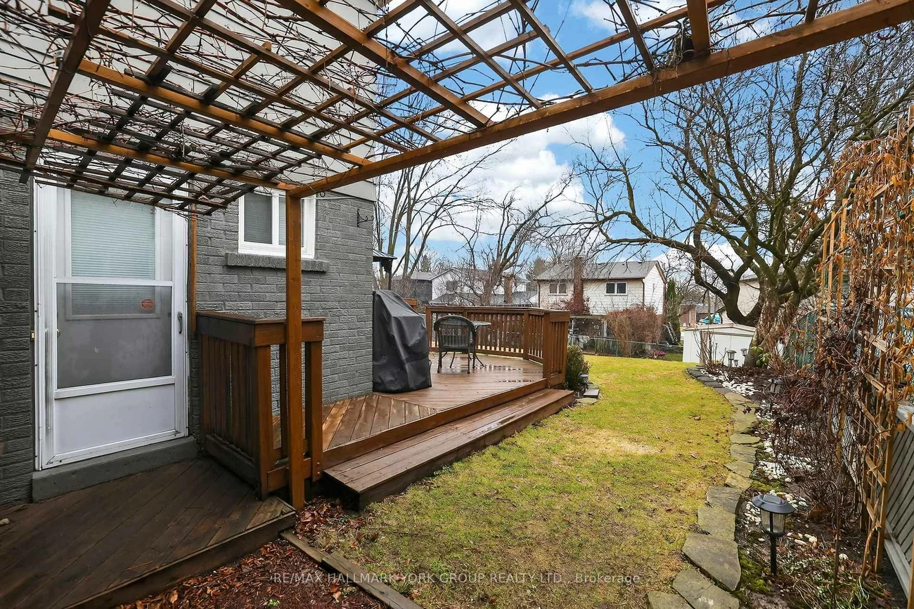 459, Sandford, Central Newmarket, Newmarket