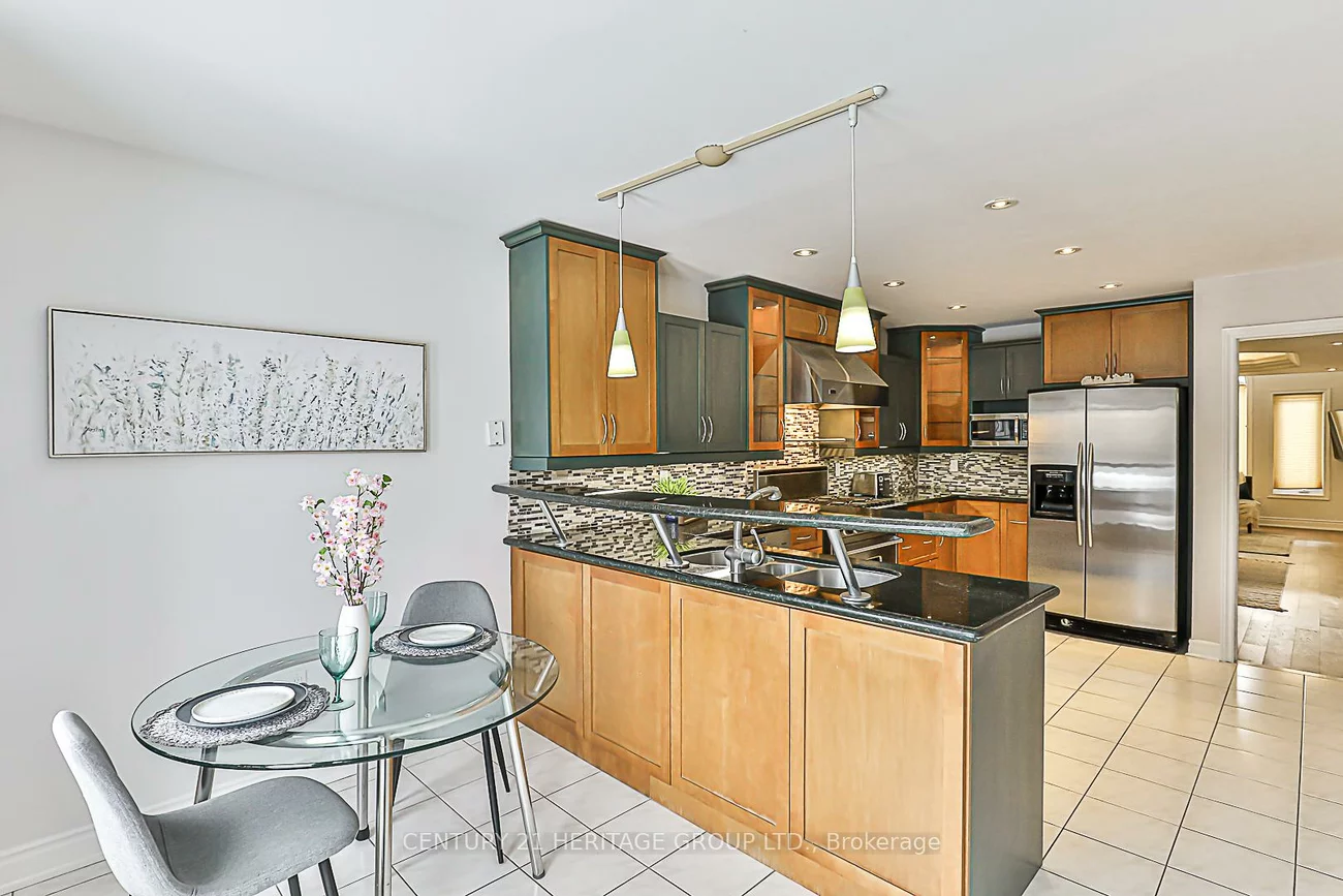 310, Chambers, Armitage, Newmarket