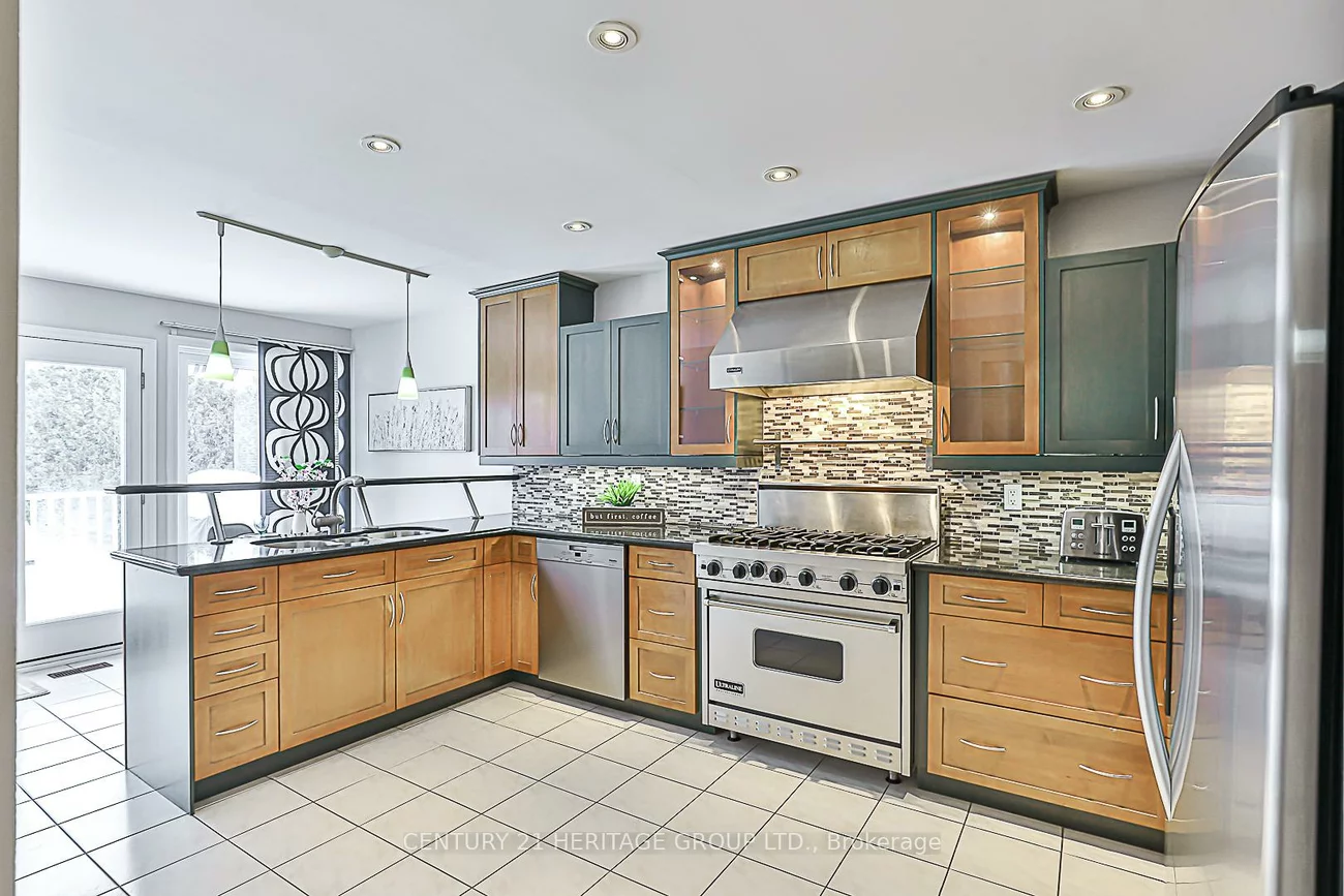 310, Chambers, Armitage, Newmarket