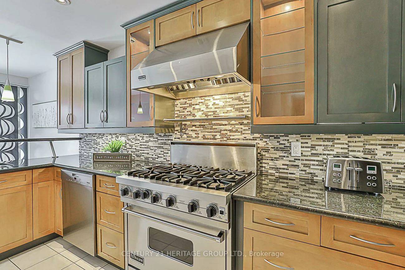 310, Chambers, Armitage, Newmarket