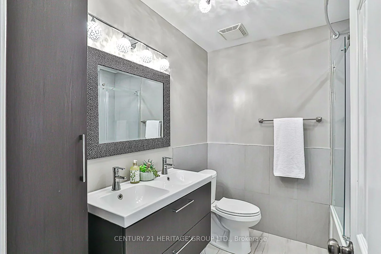 310, Chambers, Armitage, Newmarket