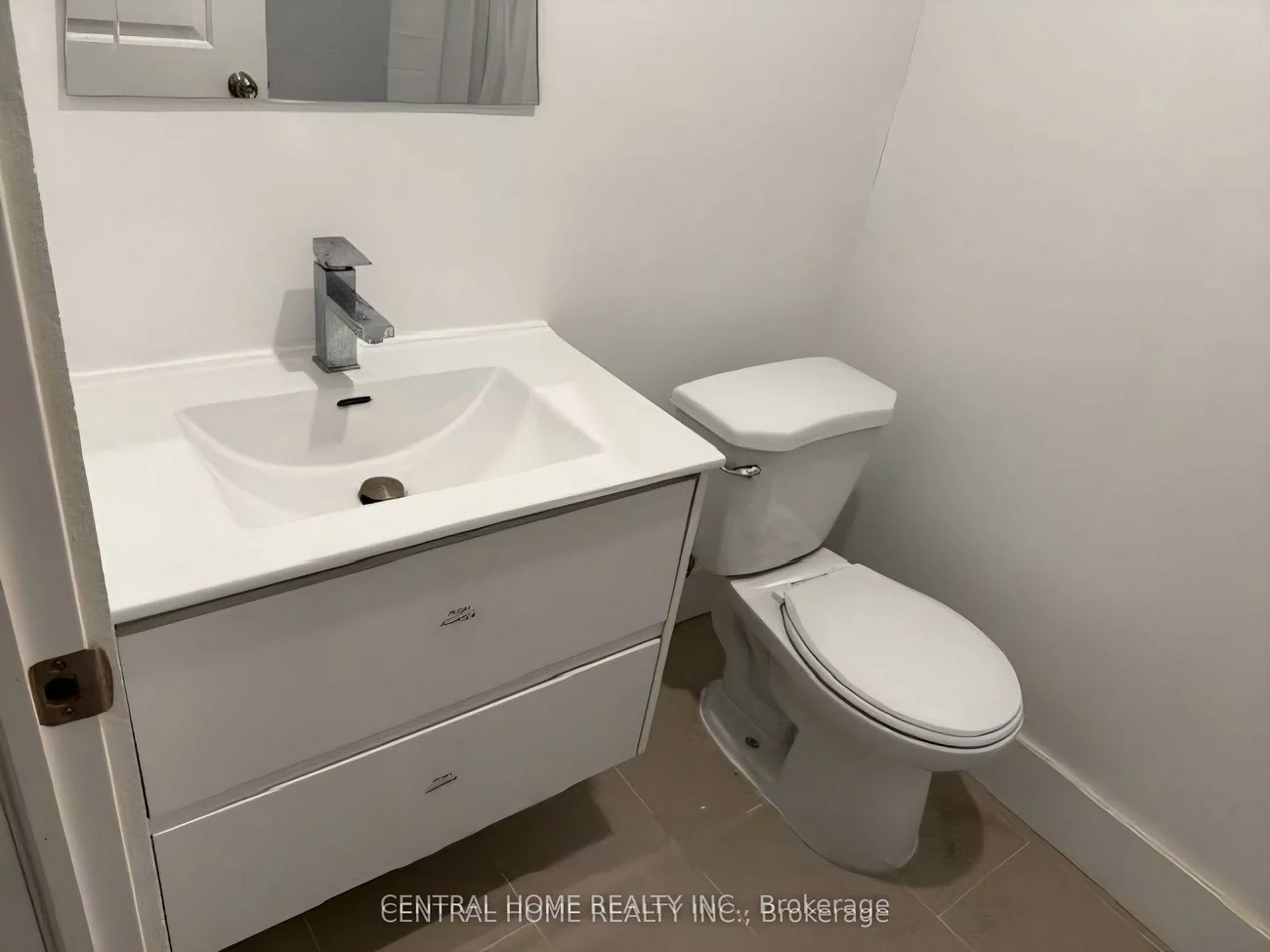 206, Parkview, Central Newmarket, Newmarket