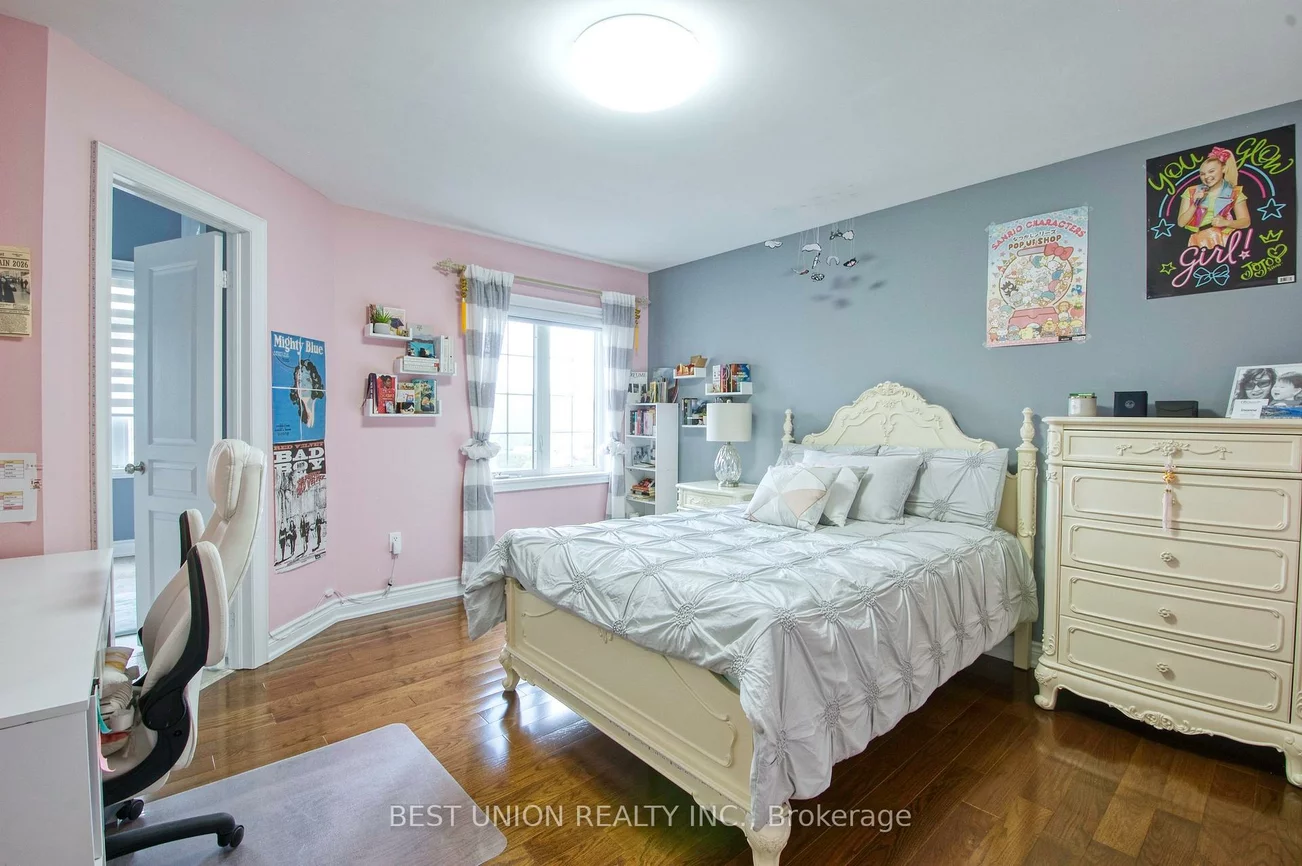 1183, Mctavish, Stonehaven-Wyndham, Newmarket
