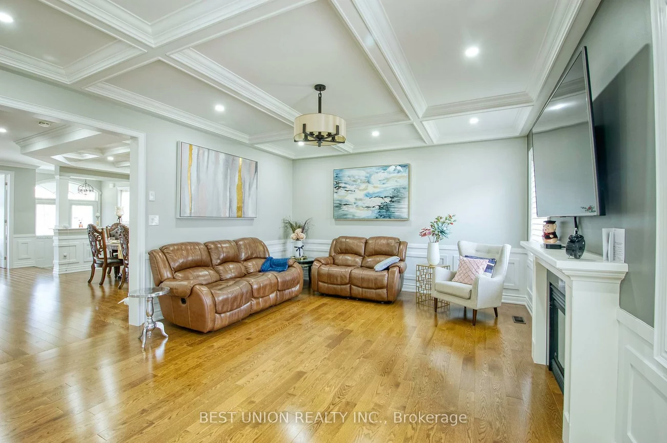 1183, Mctavish, Stonehaven-Wyndham, Newmarket