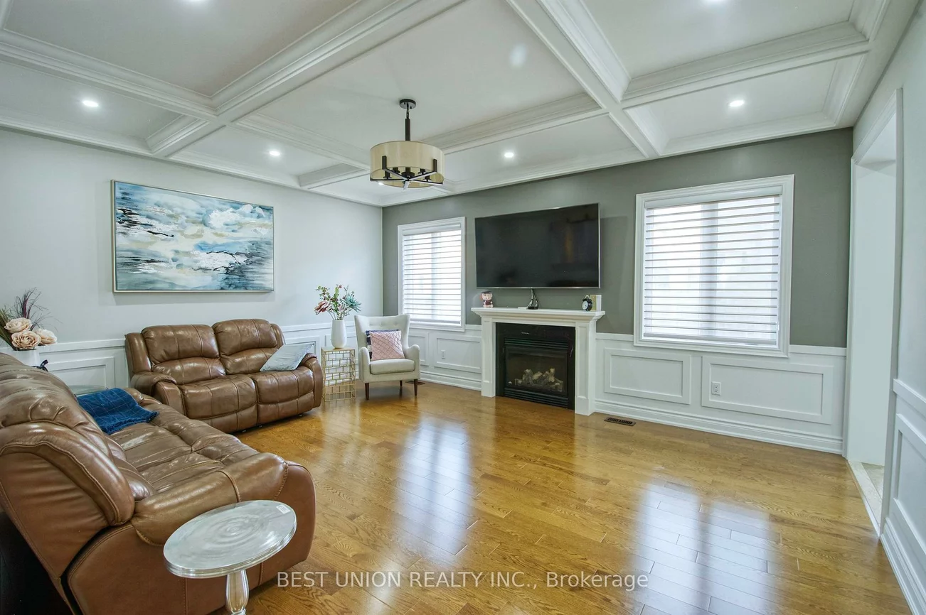 1183, Mctavish, Stonehaven-Wyndham, Newmarket